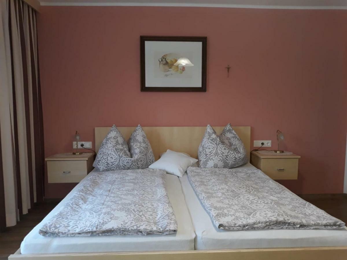 Bed and Breakfast Monika Steiner Matrei in Osttirol Exterior foto